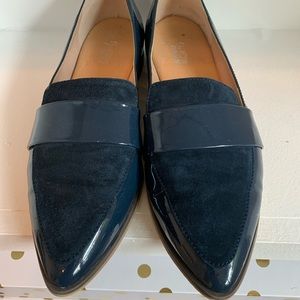 Dr. Scholl’s navy pointed toe loafers